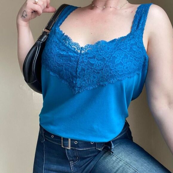 Y2K blue cami - Picture 7 of 8